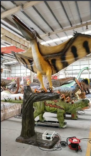 仿真翼龙视频展示-自贡大润发贵宾厅