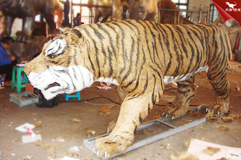 仿真老虎，景区动物园仿真老虎模型