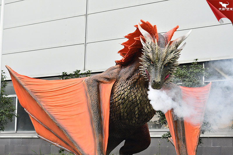 电影仿真路具造作，仿真飞龙模型