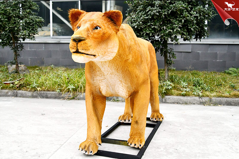 仿真狮子 仿真皮毛动物模型定造 仿真动物厂家