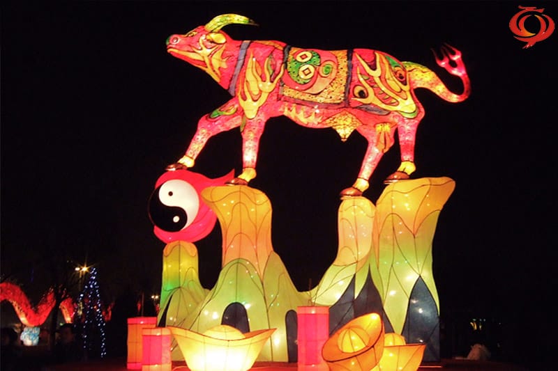 牛年灯会造作，牛元素花灯，牛形彩灯