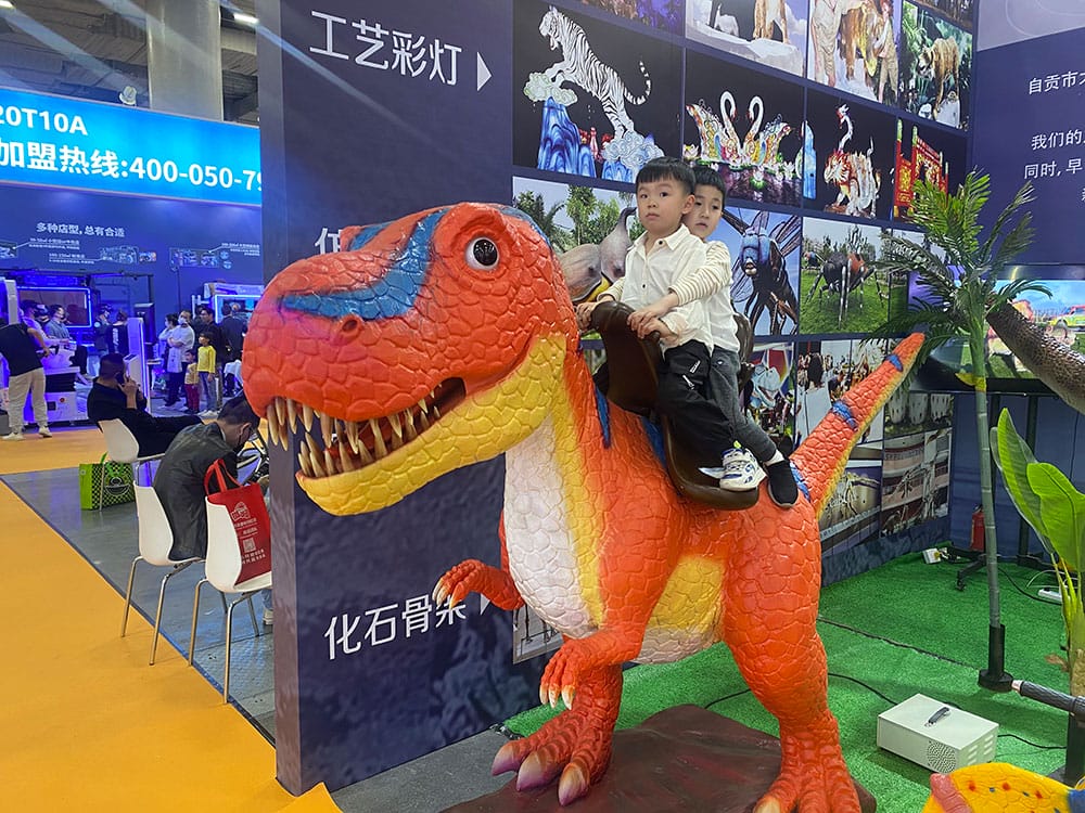 1b1b92cc86d90b43b70813b3 大润发贵宾厅参与第14届GTI昭通游乐设备产业展 · 图片9