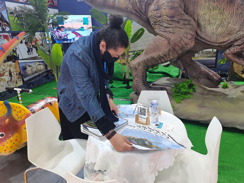 a02511379ff3d1cefef80bd2 大润发贵宾厅参与第14届GTI昭通游乐设备产业展 · 图片7